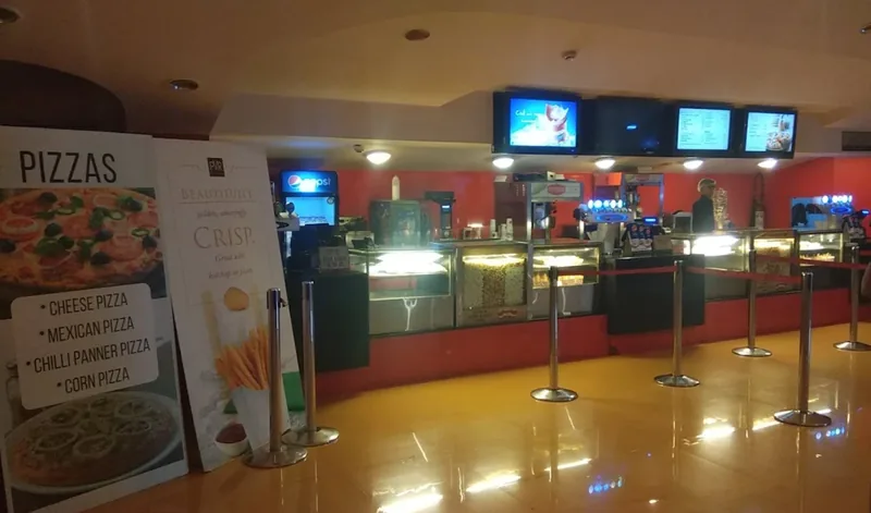 Shopping Complexes and Daily Conveniences near Sagar Heights